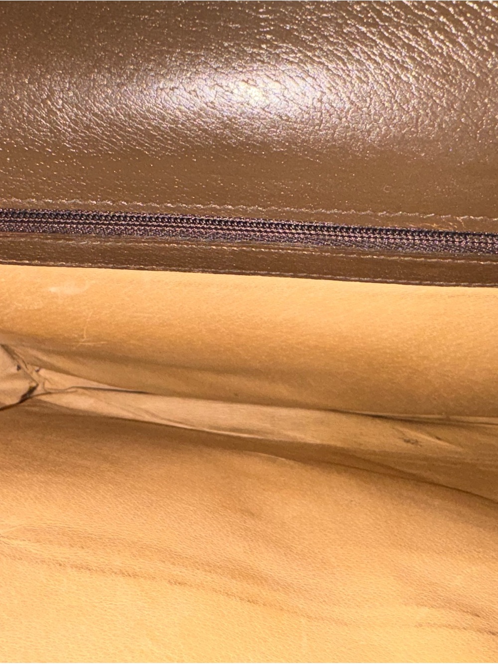 Gucci Brown Leather Briefcase Clutch with Gold Lock - Picture 7 of 9